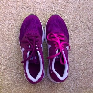 Nike Downshifter 7 shoes